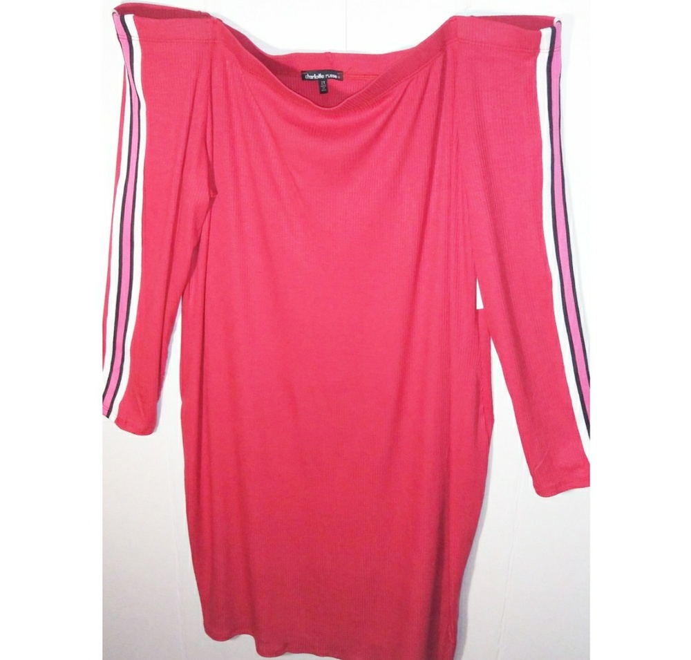 🛍$10 SALE🛍Charlotte Russe Off Shoulder Red dress - Picture 2 of 6